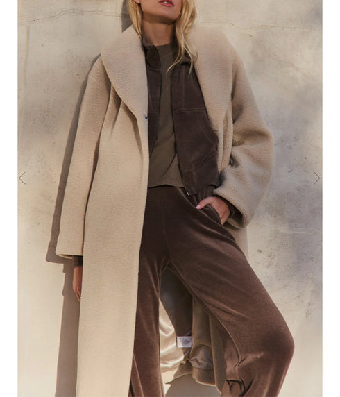 Eleanor Sherpa Coat - Sand